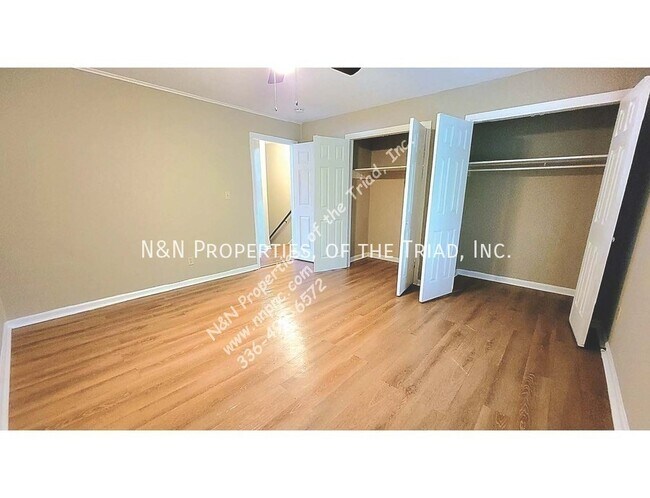 Building Photo - 3624 Yarbrough Ave