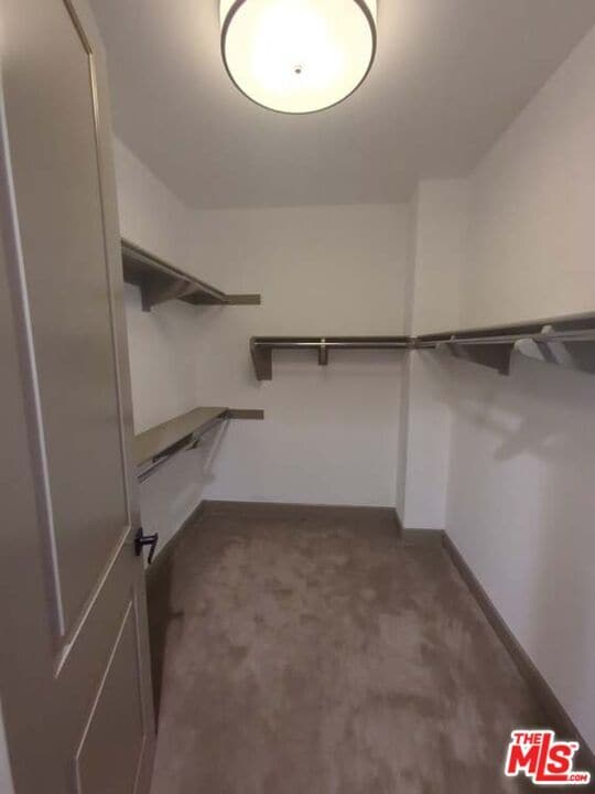 Building Photo - 16243 Cameo Ct