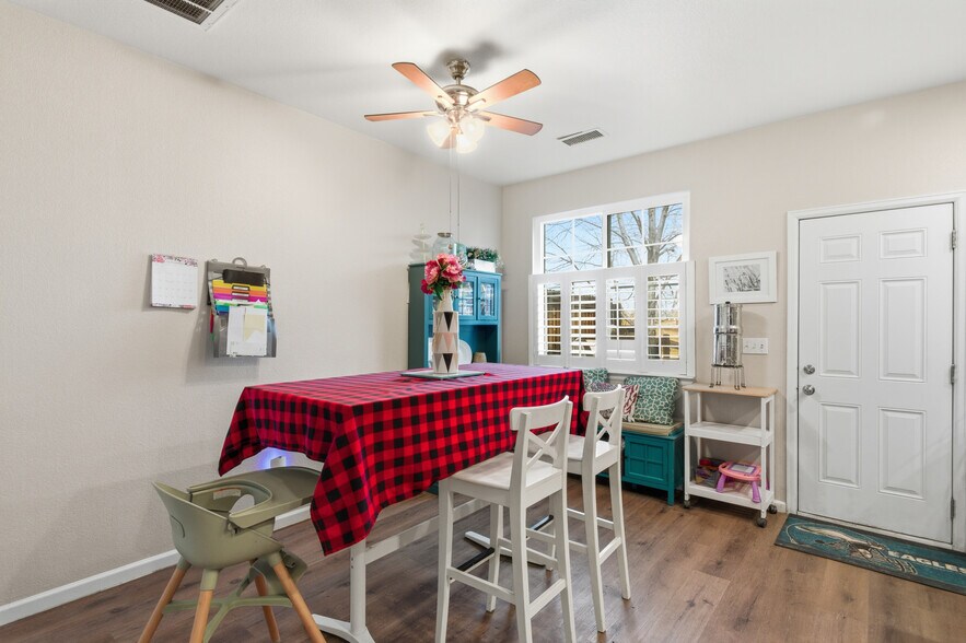 Building Photo - 12774 Jasmine Ct