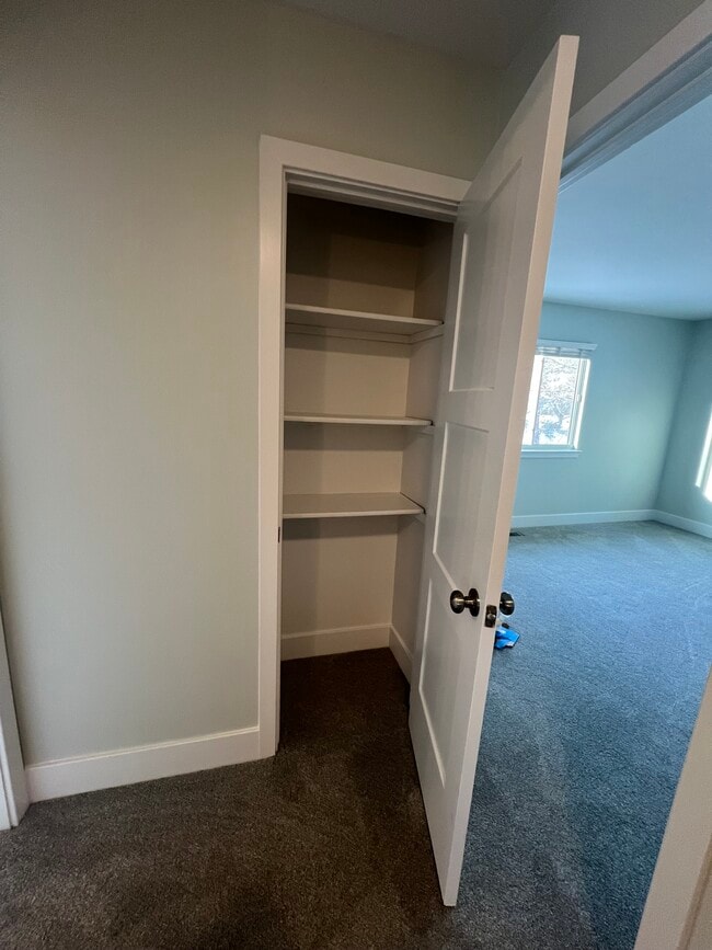 Building Photo - 53 Ember Ln