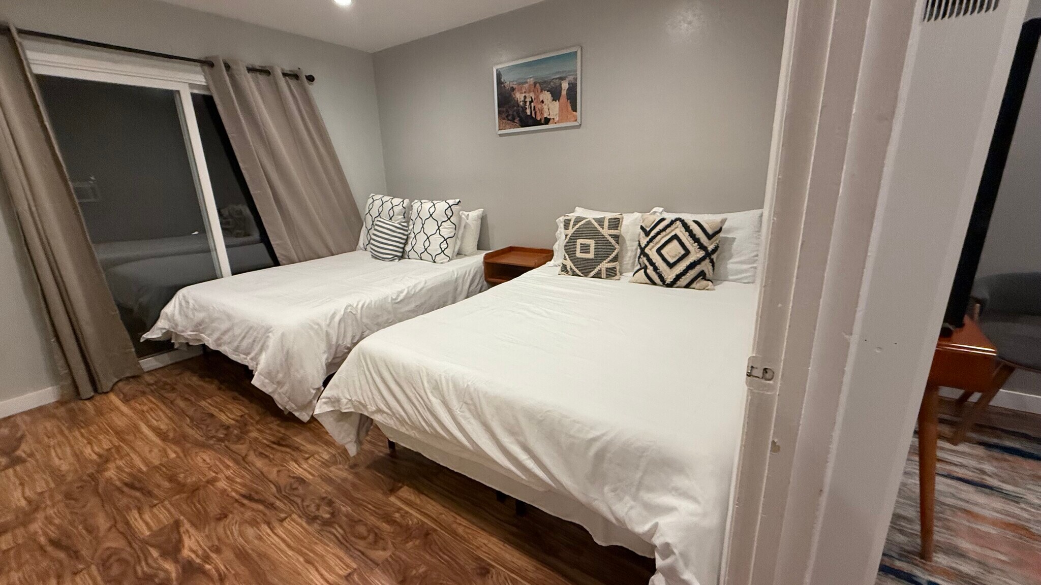 Building Photo - 2241 Village Ct