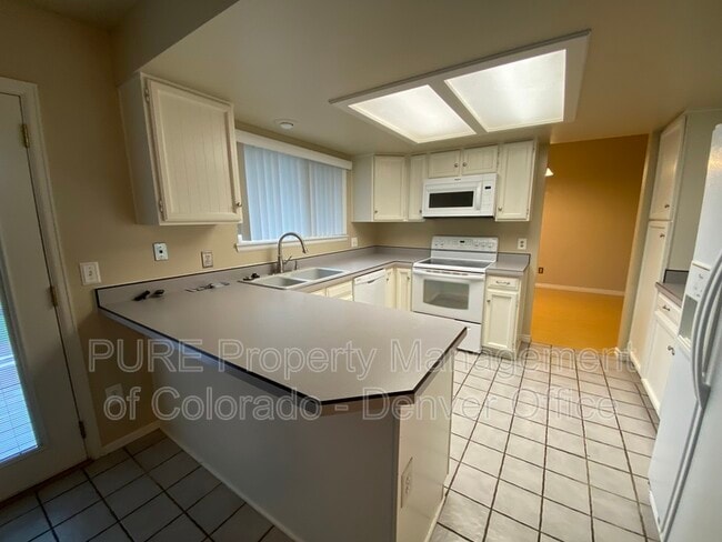 Building Photo - 725 Northridge Rd