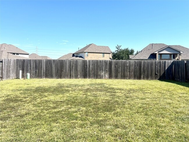 Building Photo - 21026 Albany Landing Ln