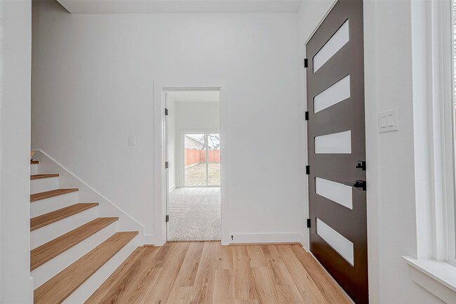 Building Photo - 3624 Goodhope St