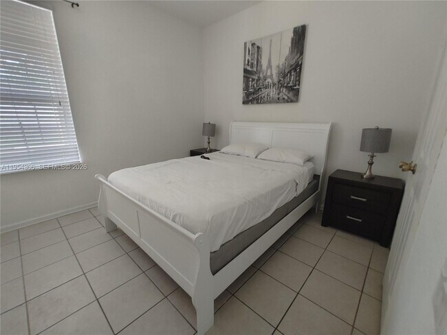 Building Photo - 7751 Basnett Cir