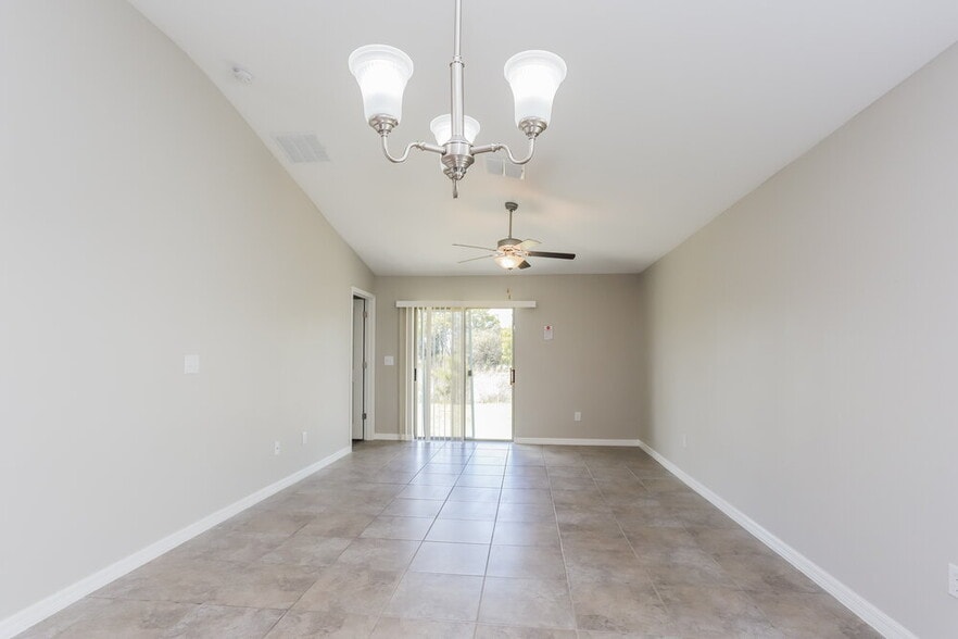 Building Photo - 4252 Unbridled Song Dr