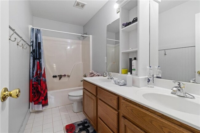 Building Photo - 1150 Emperor Ln