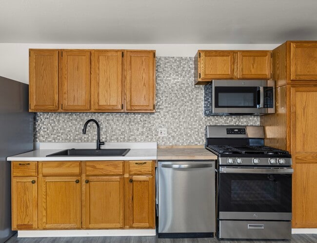 Building Photo - 4057 N Adams St