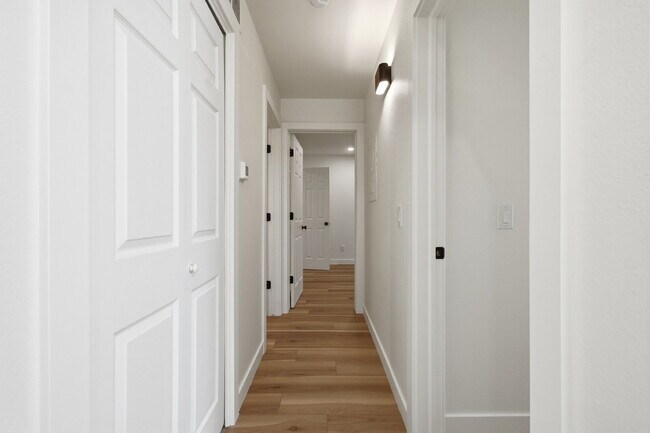 Building Photo - $1,740.95, 2- Beds - 1 Bath, Condo in Wheat Ridge with Washer and Dryer