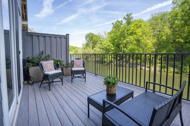 Building Photo - 118 Bancroft Mills Rd