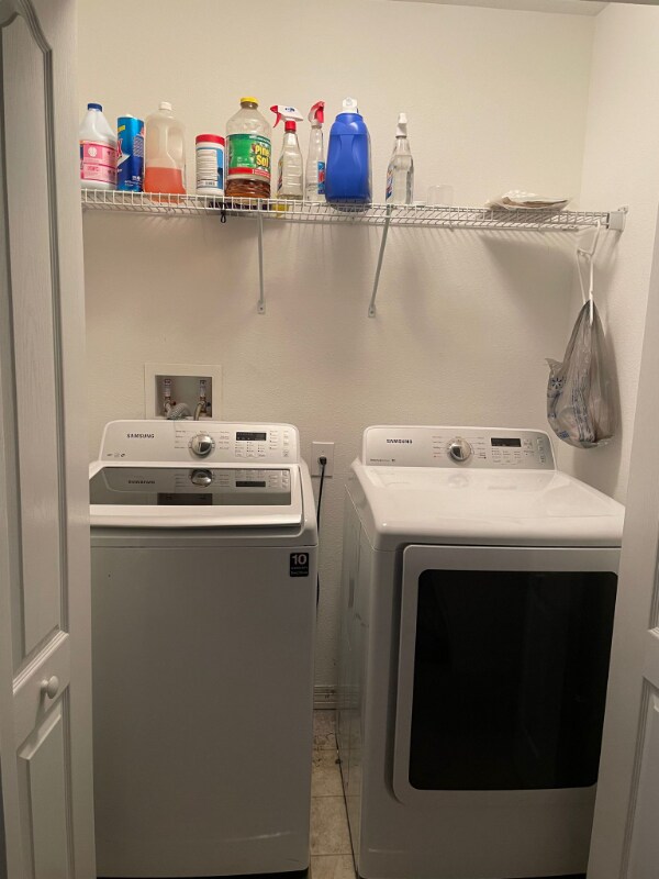 Building Photo - 3066 Rodrick Cir