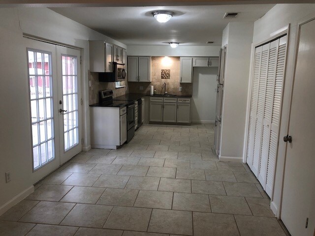 Kitchen/Dining - 9720 Leland Ln