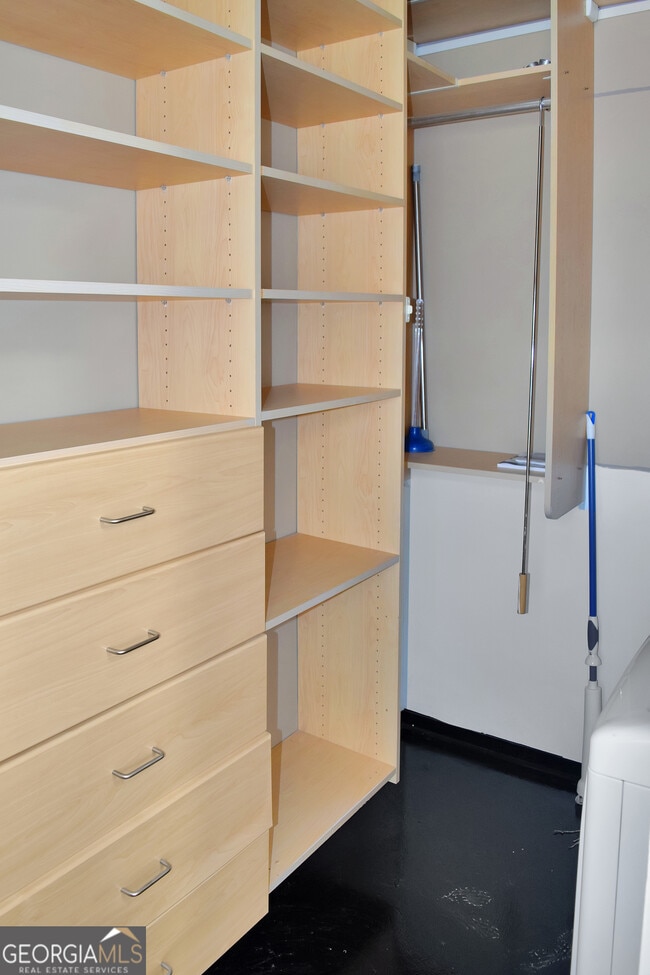 Building Photo - 120 Ralph McGill Blvd NE