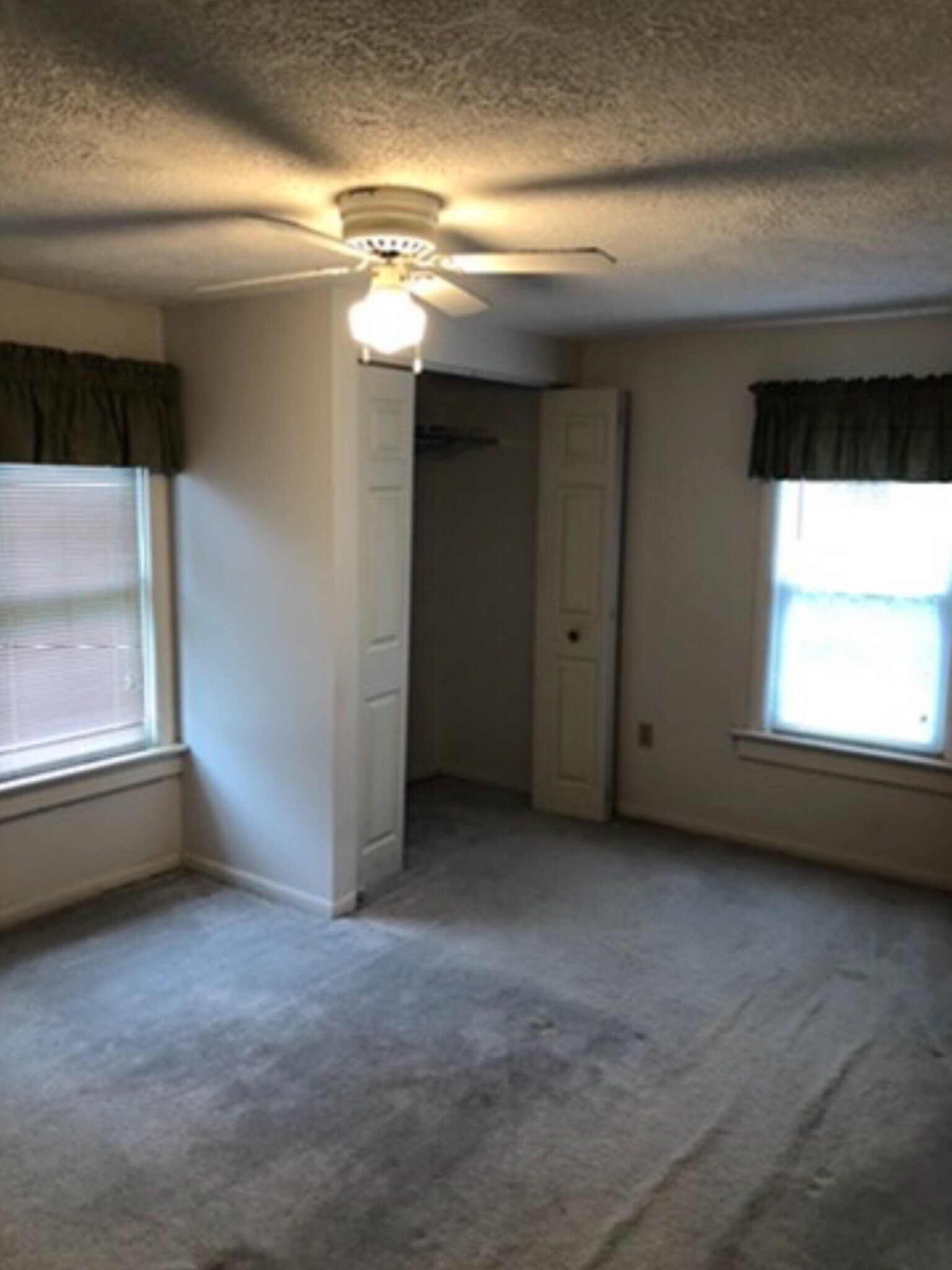 2nd bedroom - 956 Bedford St