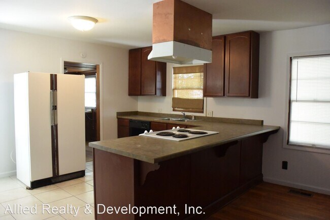 Building Photo - 3 br, 2 bath House - 1602 23rd Avenue East