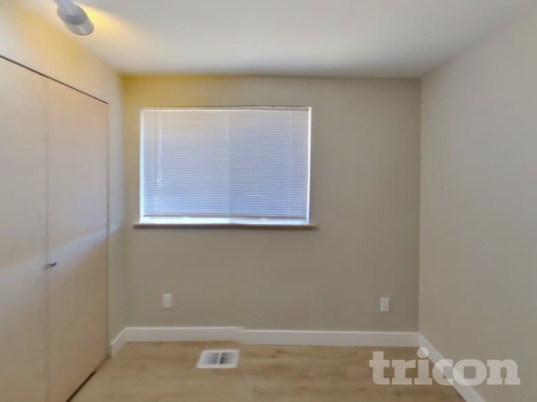 Building Photo - 5925 Beltway Loop SE