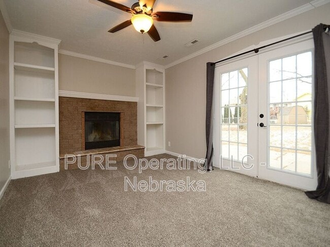 Building Photo - 13951 Jefferson Cir