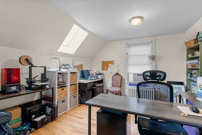 Building Photo - 5 Wenham St