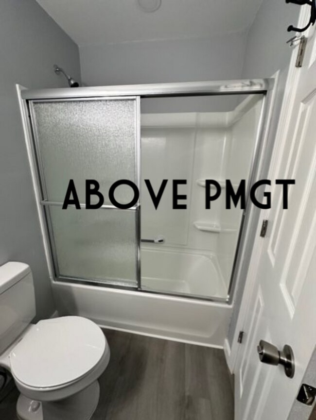 Building Photo - In Greer completely Renovated 3 bedroom - 2 bathroom Home