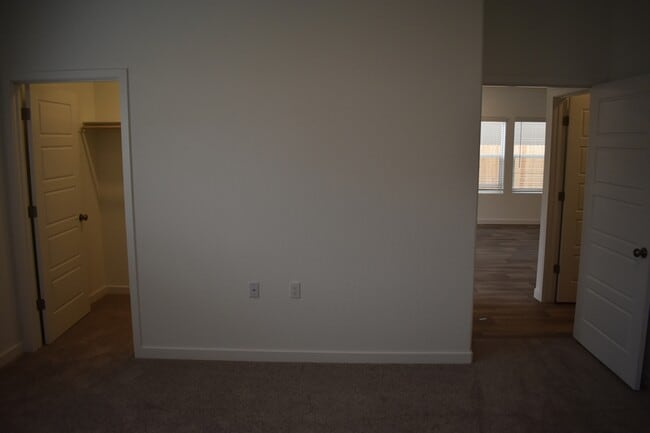 Building Photo - 4448 N San Miguel Ave