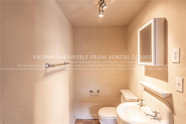 Building Photo - 311 Eureka Aly