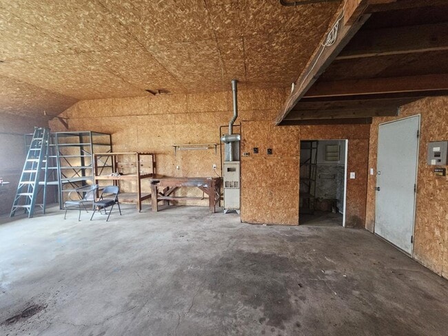 Building Photo - 1422 High St