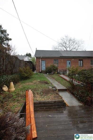 Building Photo - 513 Cattell St