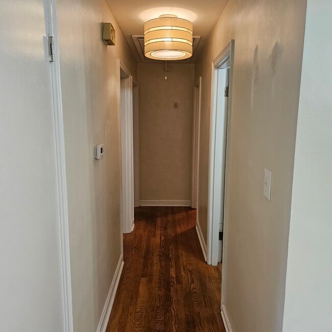 Building Photo - 4403 Estate Dr