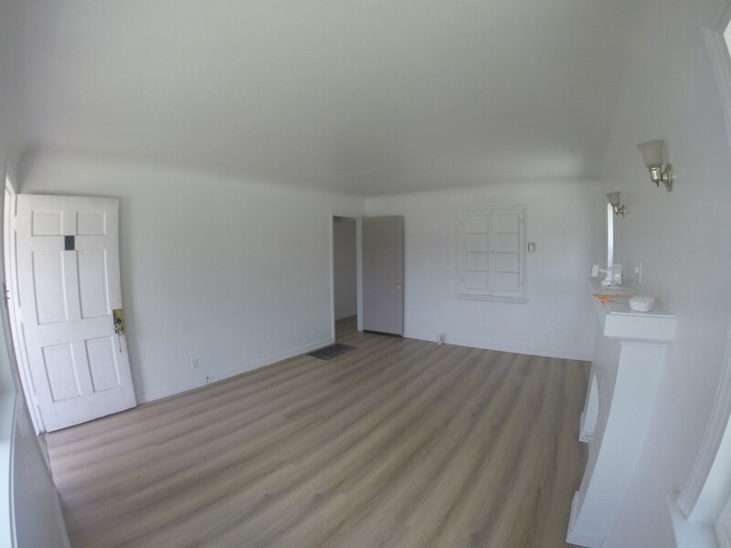Building Photo - 9453 Cedar St