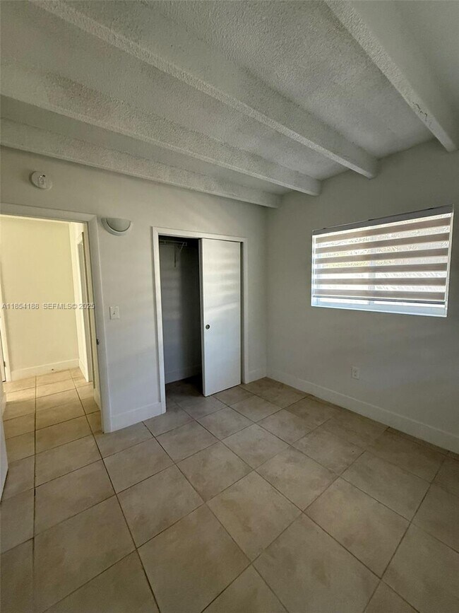 Building Photo - 747 NW 60th St