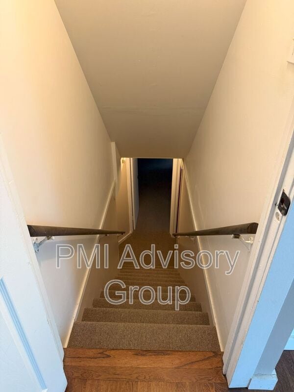 Building Photo - 5701 SW 15th St