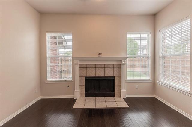 Building Photo - 2034 Westbury Ln