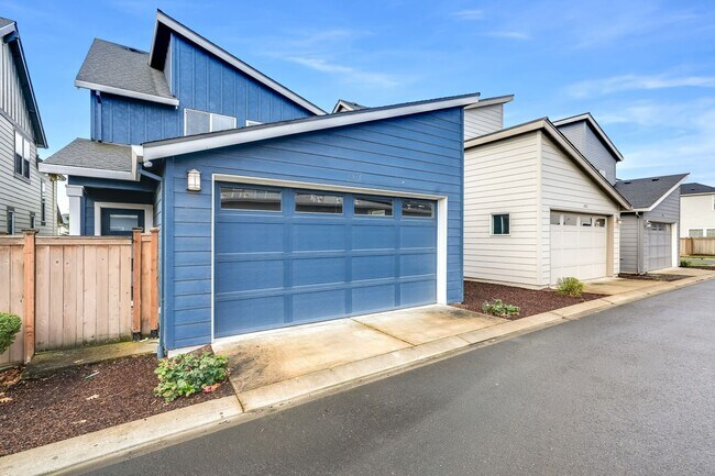 Building Photo - Beautiful 4 Bed, 3 Bath Rental Home in Hillsboro!