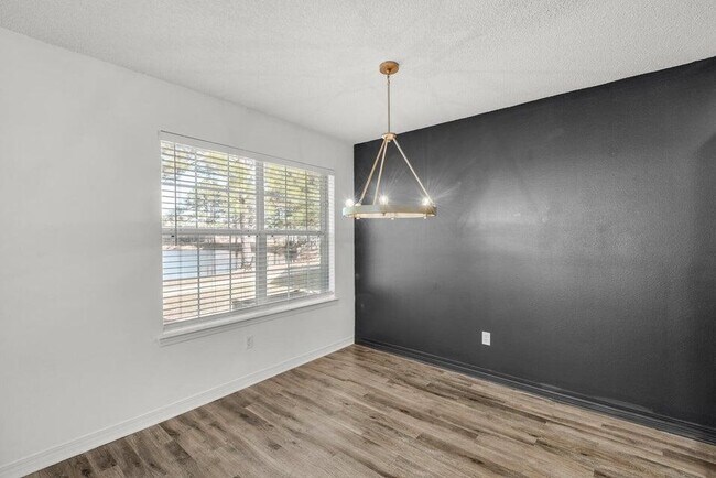 Building Photo - 9756 Seafarer's Way