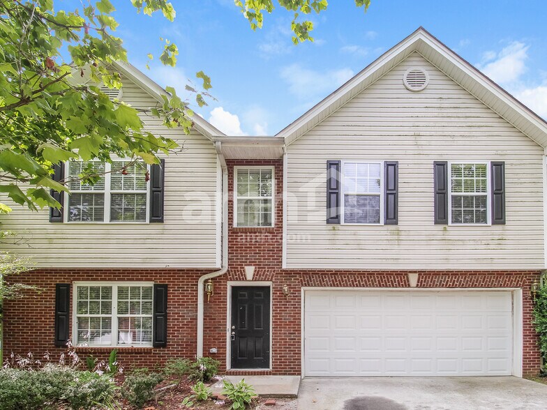 Primary Photo - 962 Garden Meadows Cir