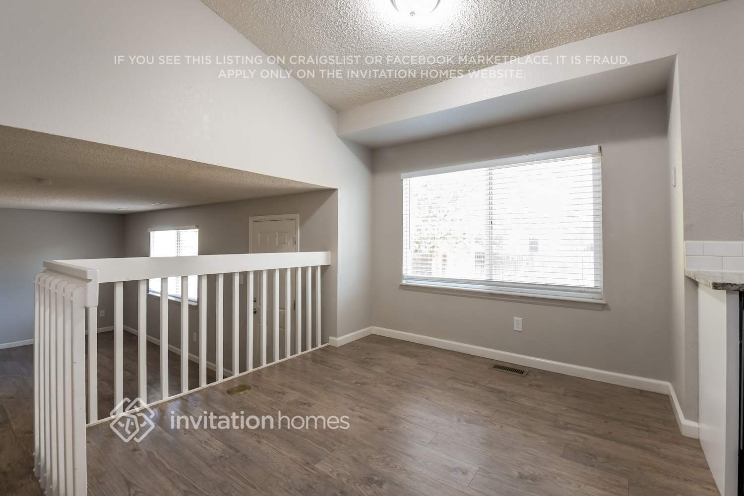 Building Photo - 12116 Grape St