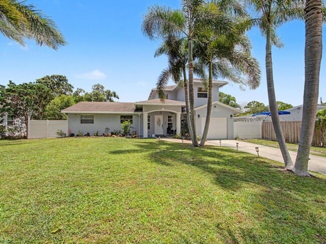 Building Photo - 4868 Canal Dr