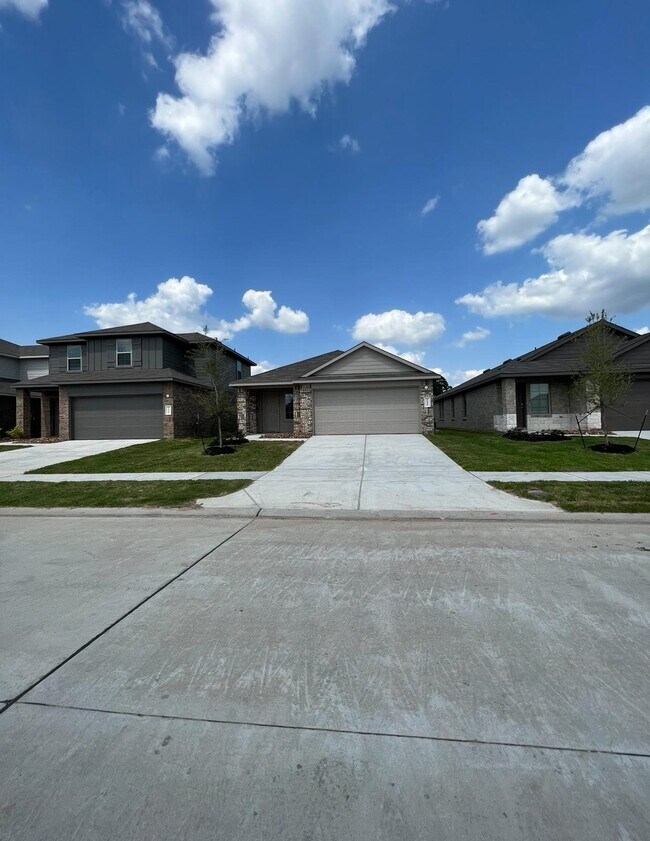 Building Photo - 22446 Gilded Peak