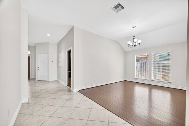 Building Photo - 13603 Summer Cloud Ln