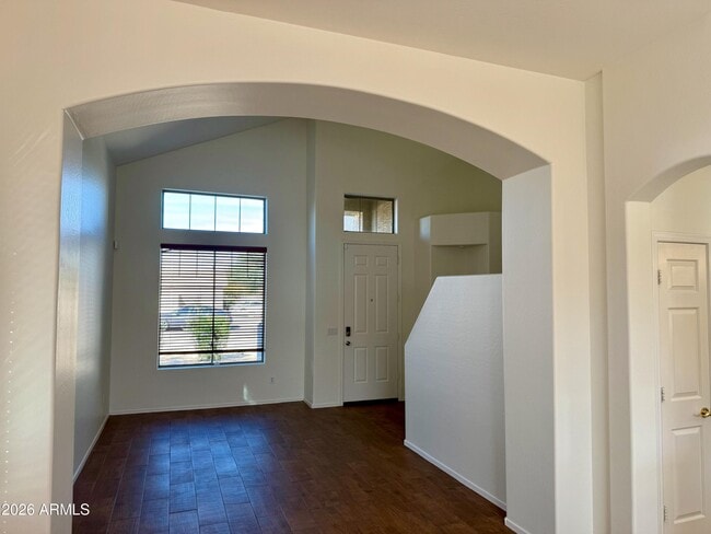 Building Photo - 2431 W Carter Rd