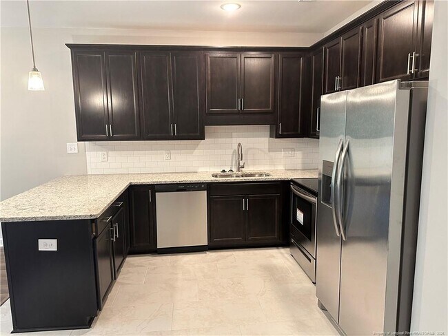 Building Photo - 348 Bahama Loop