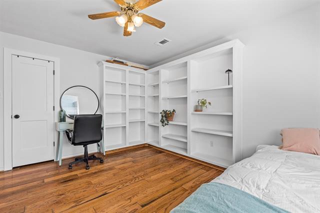 Building Photo - 624 Mossycup Oak Dr