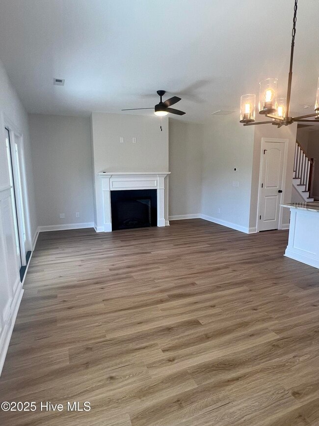 Building Photo - 4507 Laurel Rdg Dr