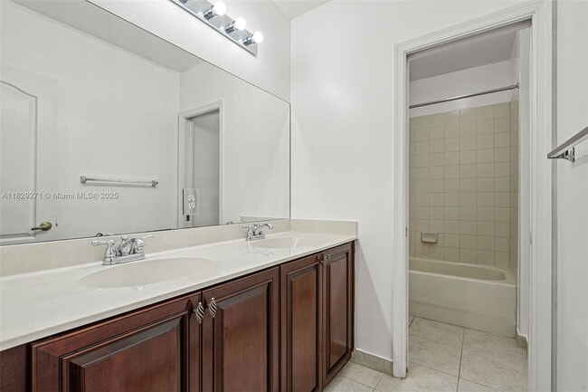 Building Photo - 20530 NW 12th Ct