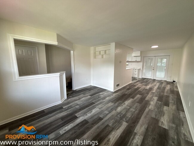 Building Photo - 1609 Riverwood Rd