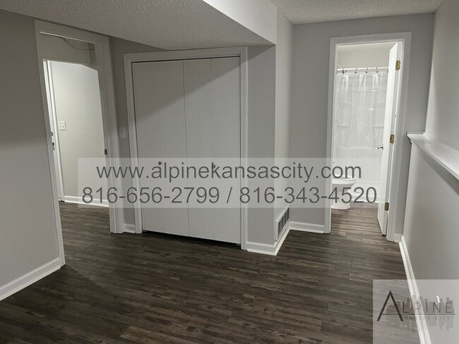 Building Photo - 2 Units Available Across from Congress Mid...