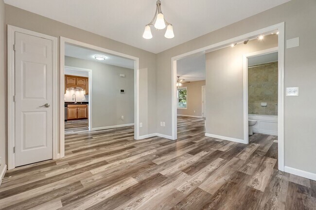 Building Photo - Charming 2-Bedroom, 2-Bath Home in the Heart of Niceville