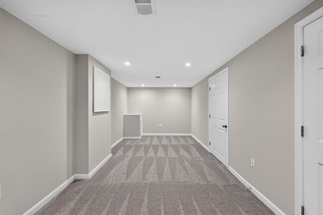 Building Photo - 4898 Wheatstone Dr