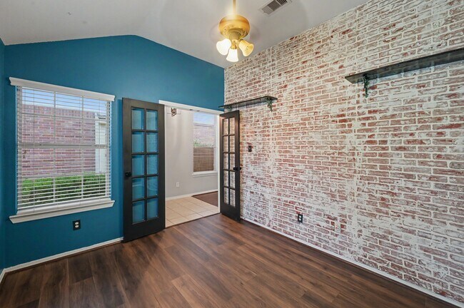 Building Photo - 7023 Durango Creek Dr