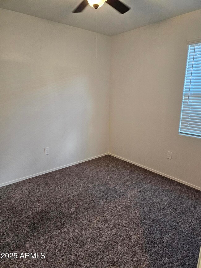 Building Photo - 36565 W Santa Monica Ave